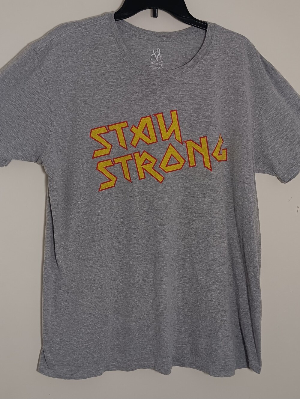 Stay Strong Graphic T- Shiet Xl Gray,yellow, Red 100 Percent Cotton. Made In USA